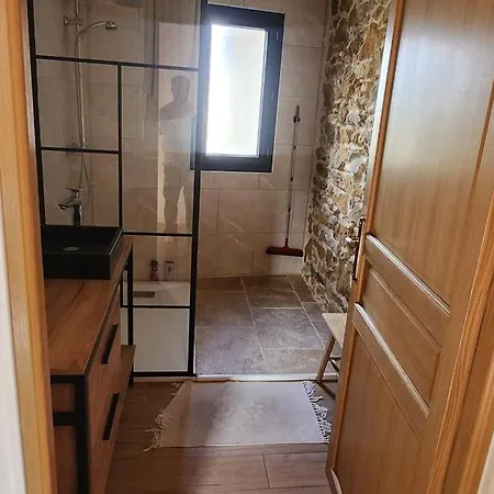 Hébergement de vacances L'auberge Du Chateau Avec ça Piscine