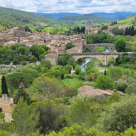 Hébergement de vacances L'auberge Du Chateau Avec ça Piscine
