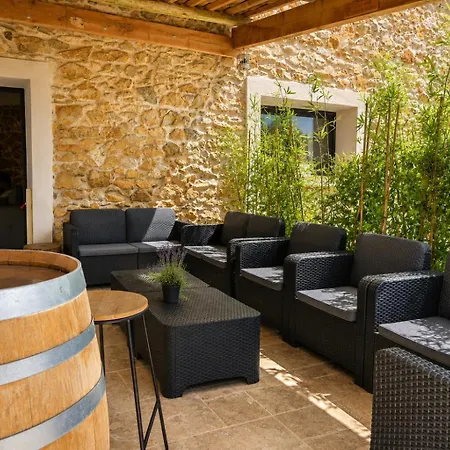 Ferienhaus L'auberge Du Chateau Avec Ca Piscine Tournissan