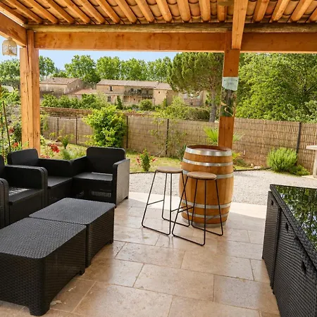 L'auberge Du Chateau Avec ça Piscine Hébergement de vacances Tournissan