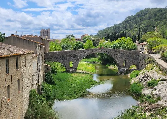 L'auberge Du Chateau Avec Ca Piscine Feriehus Tournissan
