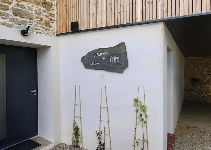 L'auberge Du Chateau Avec Ca Piscine Tournissan