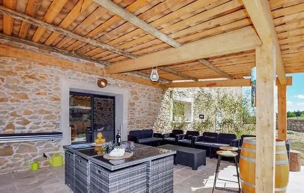 L'auberge Du Chateau Avec Ca Piscine